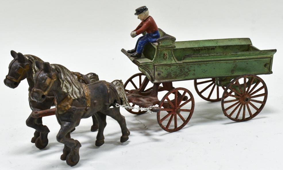 Kenton Cast Iron Horse Drawn Wagon (1 of 8)