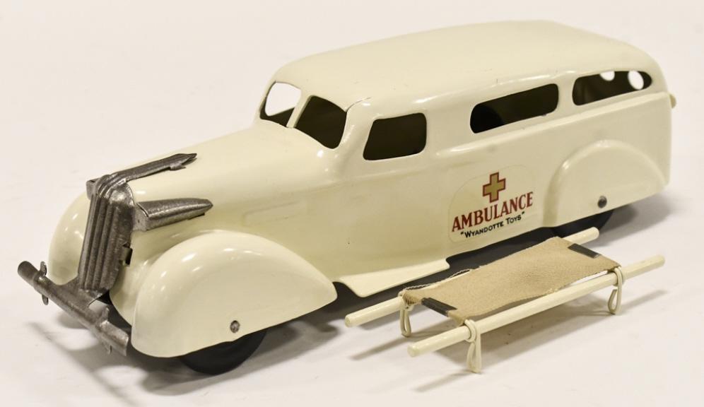 Restored Wyandotte Ambulance With Stretcher (1 of 7)