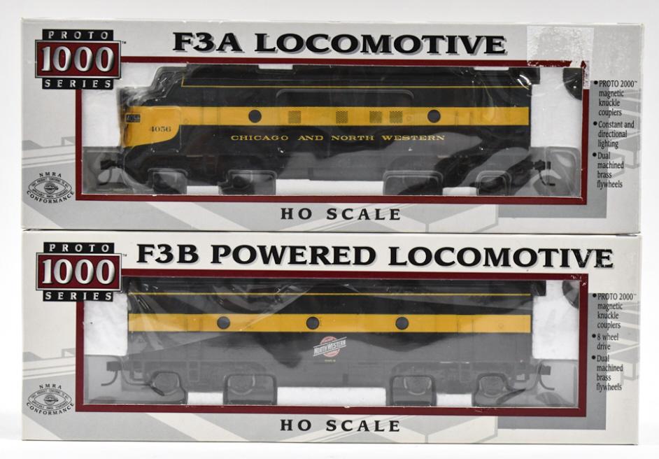 Life-Like HO Scale Locomotive #4056 & 4065B C&NW (1 of 5)