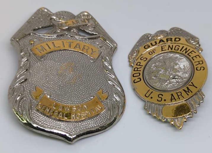 Pair of 2 Obsolete US Army Police Badges (1 of 2)
