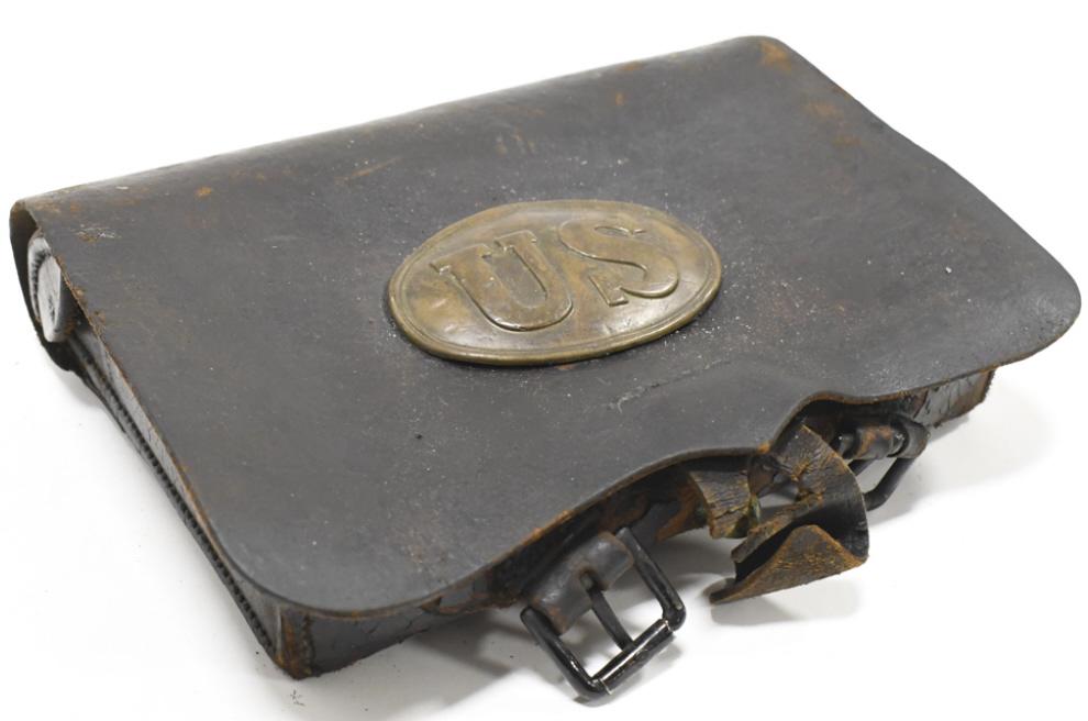 Civil War Union Leather Cartridge Box w US Plate: Civil War Union leather cartridge box with brass Union "US" plate. Appears to be in overall fair condition with some damage to straps, weathering to leather, and other damsge / wear from use and age. 