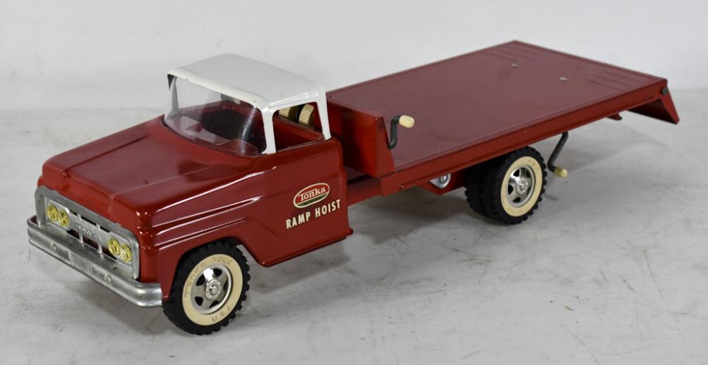 Original Tonka Ramp Hoist Truck (1 of 8)