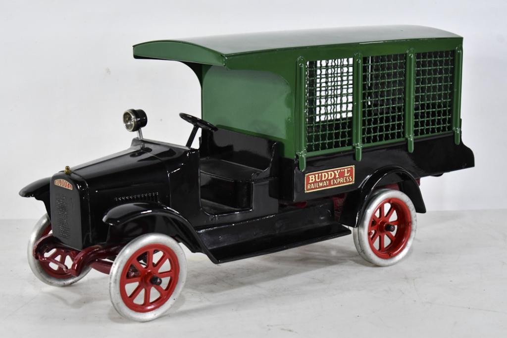 Custom Buddy L Railway Express Truck: Custom restored Buddy L Railway Express truck. Displays well with spoked wheels (duals on the rear), caged bed, and searchlight. Good condition with some light wear from age and display. Measures appr