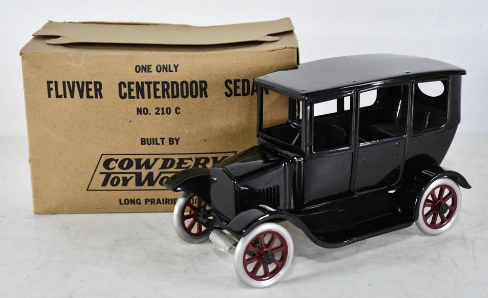Cowdery Toy Works Flivver Centerdoor Sedan (1 of 7)