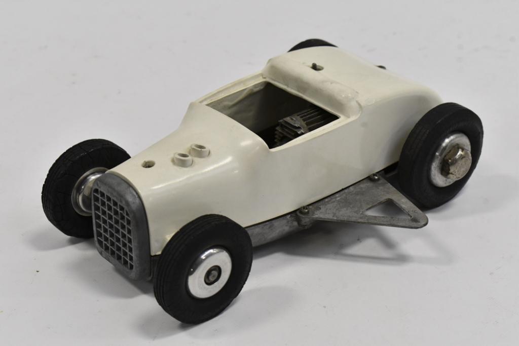 Cameron Precision Engineering Co. Rodzy Tether Car (1 of 10)
