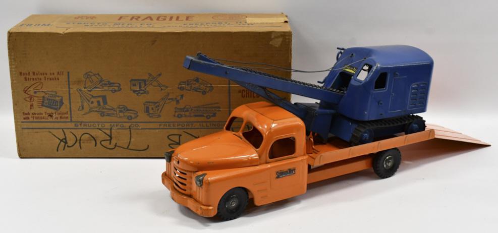 Structo No. 402 Machinery Truck & Steam Shovel (1 of 15)