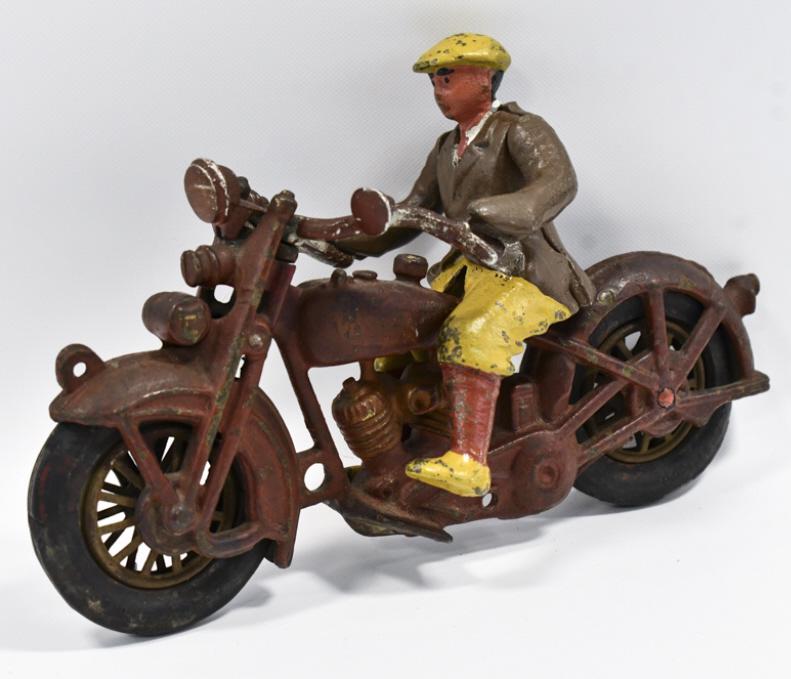 Hubley Cast Iron Indian Motorcycle w/ Civilian (1 of 11)