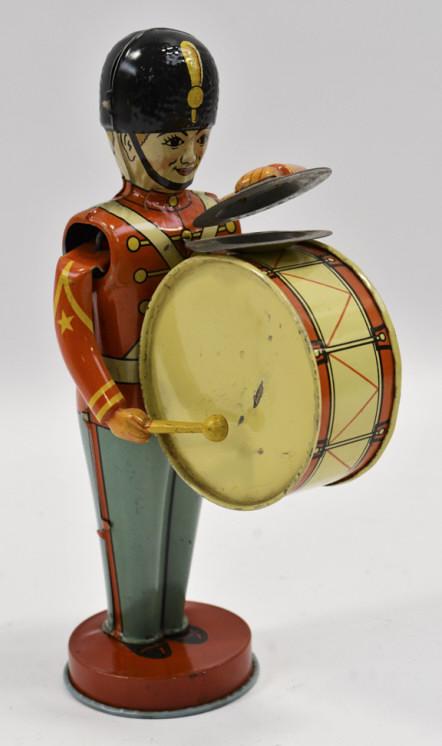 J. Chein Tin Litho Windup Bass Drummer (1 of 8)