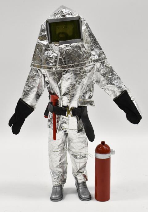 Vintage Hasbro GI Joe Action Pilot Crash Crew (1 of 8)