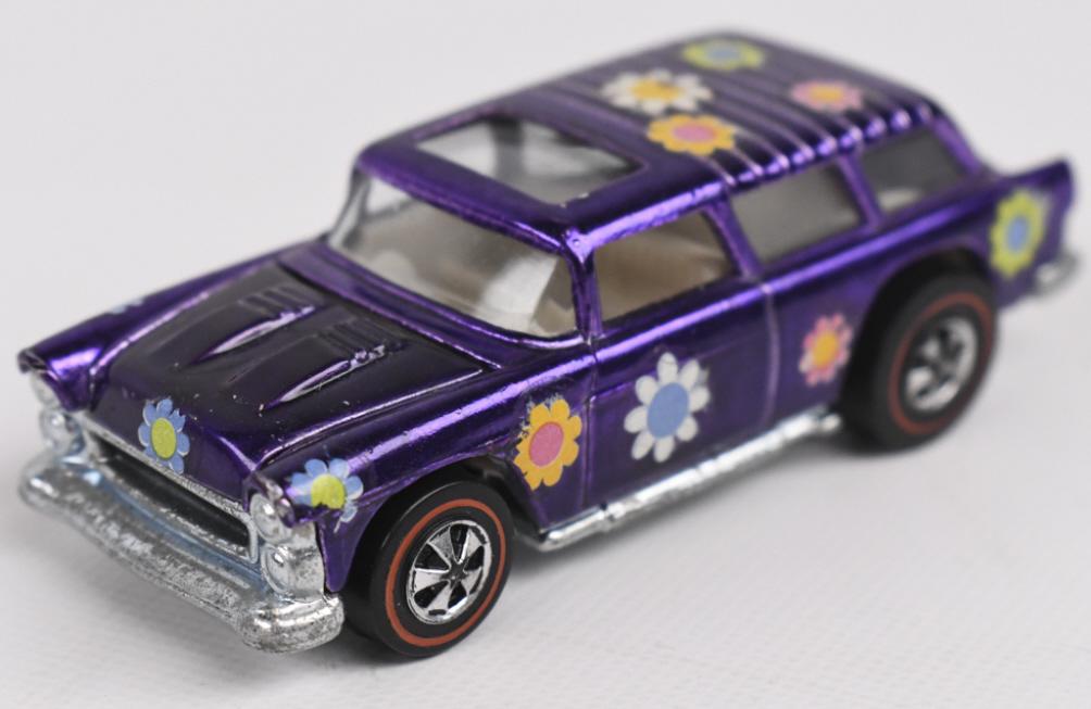 Hot Wheels Redline Purple Classic Nomad (1 of 7)