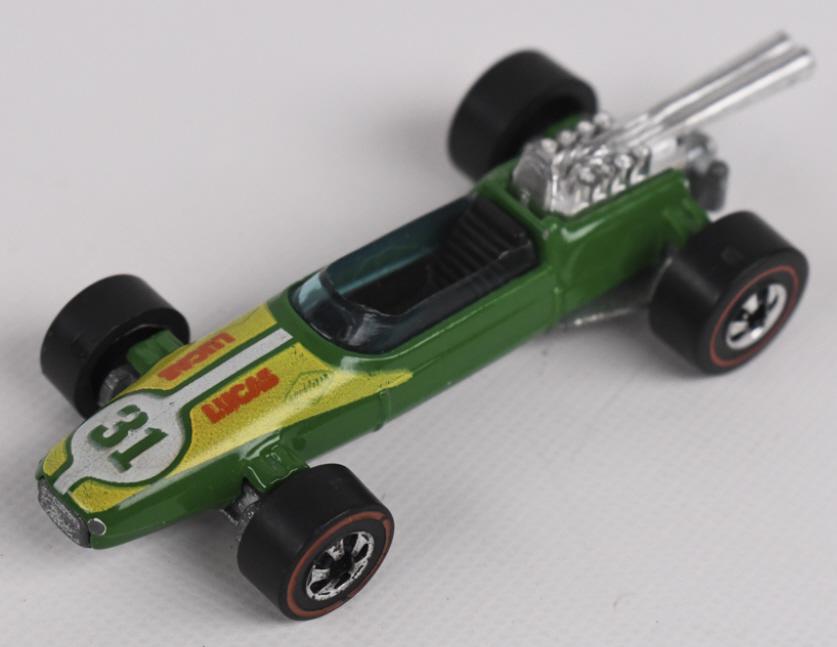 Hot Wheels Redline Flying Colors Green Rash 1 (1 of 6)
