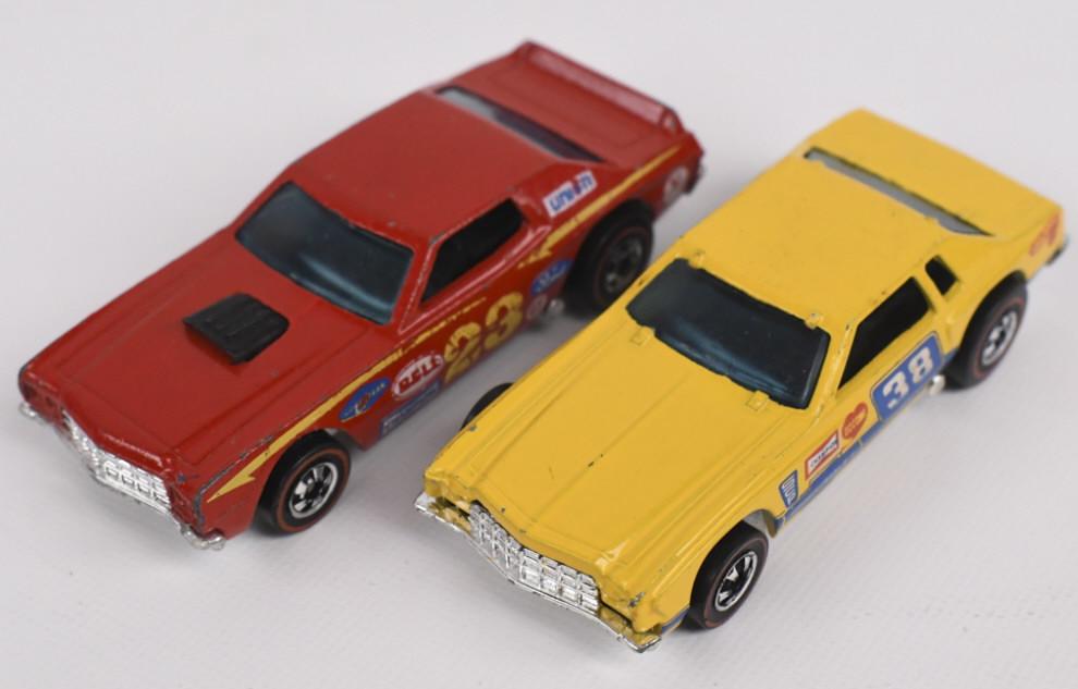 Two Hot Wheels Redline Stock Cars (1 of 13)