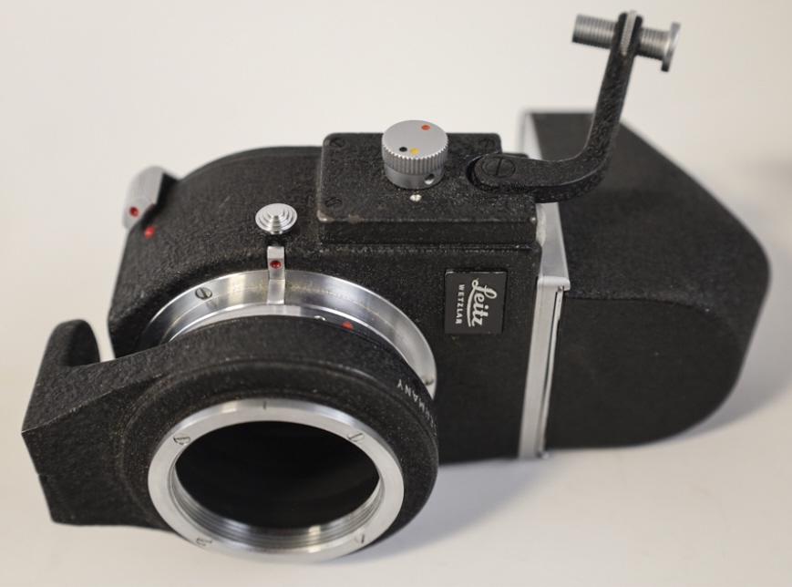 Leica Visoflex Model III 90° Prism Finder (1 of 6)