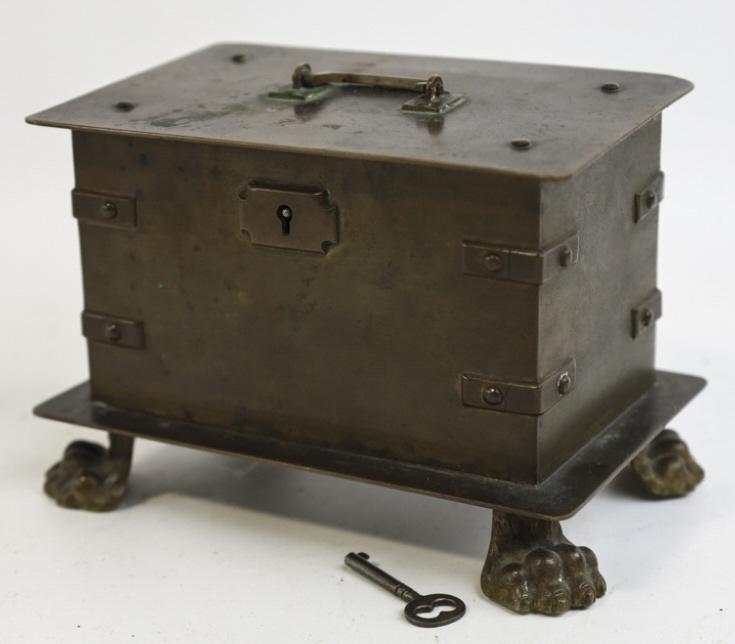 1800s Small Brass Claw Foot Lock Box W Key (1 of 7)