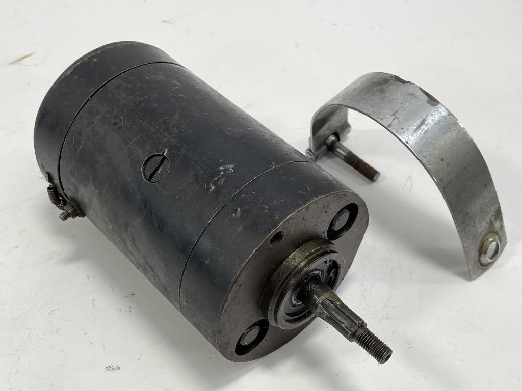 Harley-Davidson Model 61 Generator w/ Strap (1 of 6)