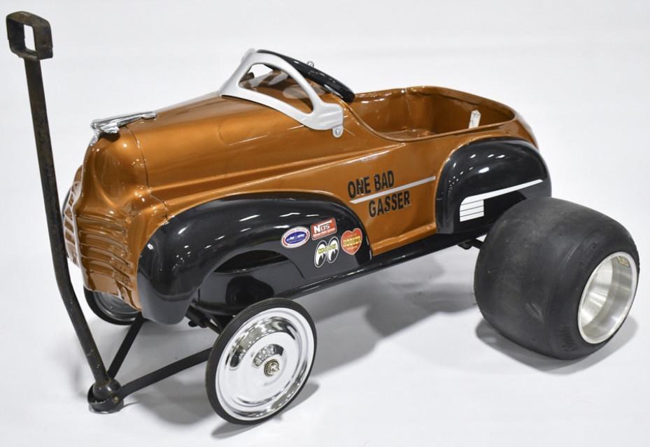 Custom Steelcraft Chrysler Gasser Pedal Car Wagon (7096) on Jan 21, 2023 Kraft Auction