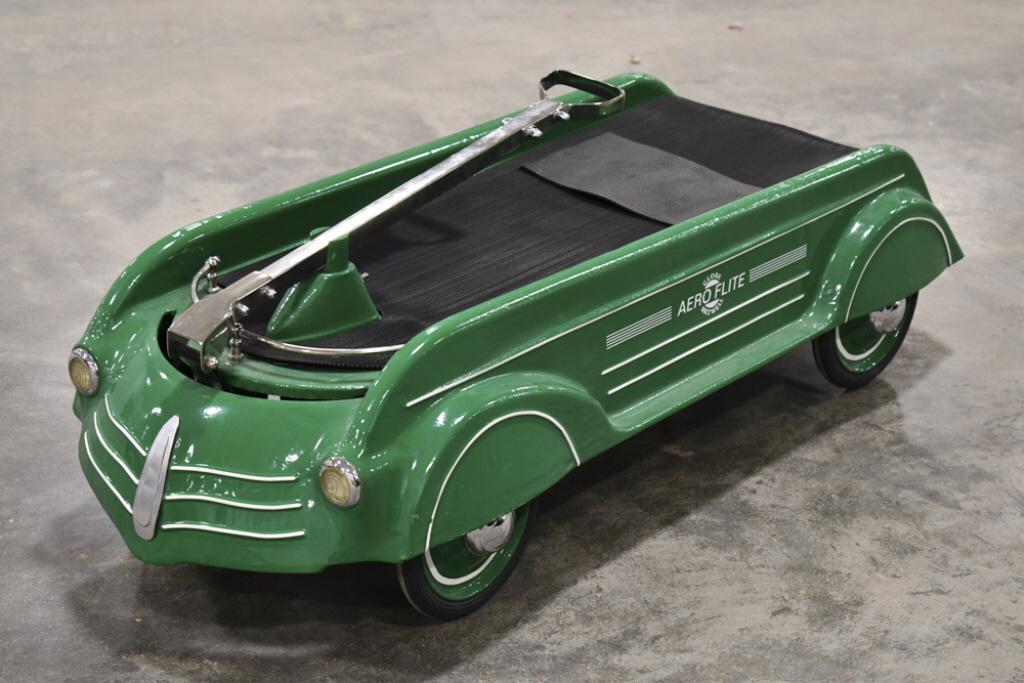 Restored Globe Company Aeroflite Wagon (1 of 7)