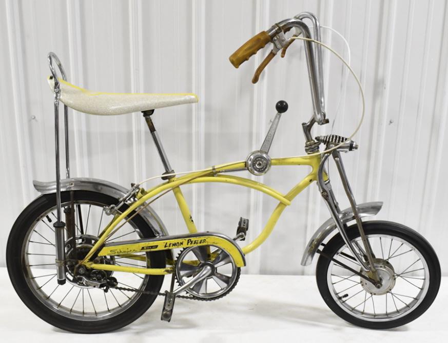 1968 Schwinn Sting Ray Lemon Peeler 5 Speed Bike