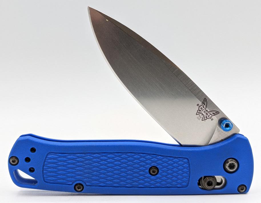 Benchmade Bugout Family Satin Blue Pocket Knife (1 of 4)