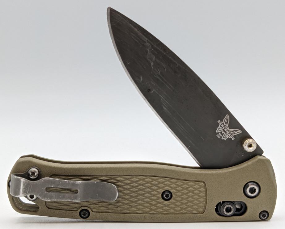 Benchmade Bugout Family Ranger Green Pocket Knife (1 of 4)