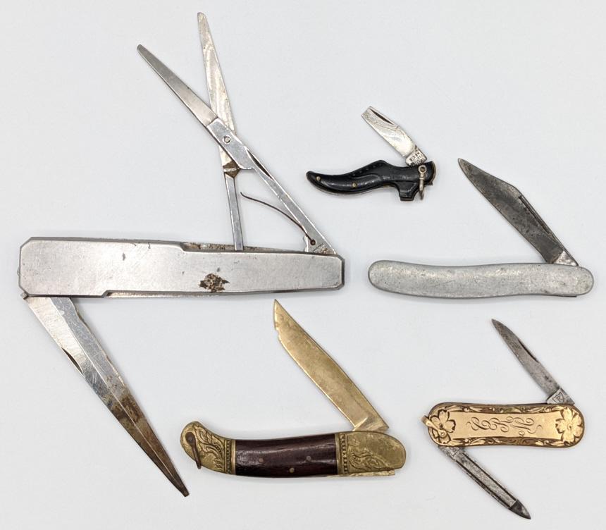 (5) Various Style Pocket Knives (1 of 4)