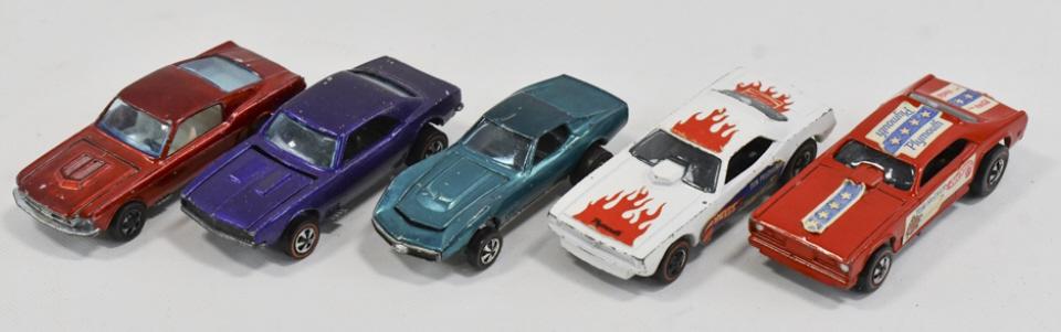 Hot Wheels Redline Mustang Camaro Plymouth (1 of 11)