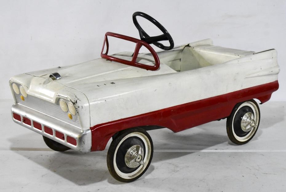 Repainted Murray Lancer Pedal Car (1 of 10)