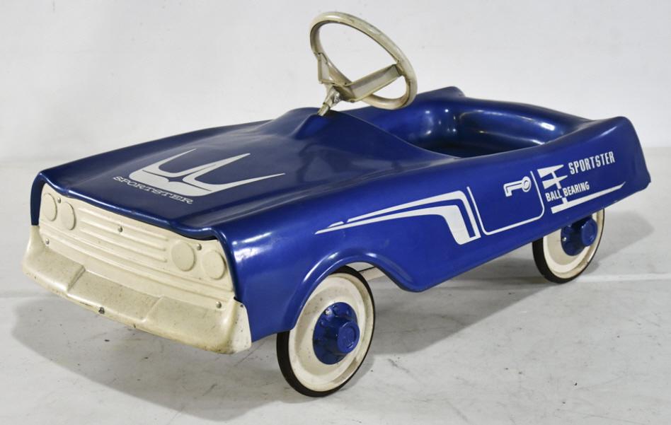 Midwest Industries Sportster Pedal Car (1 of 8)