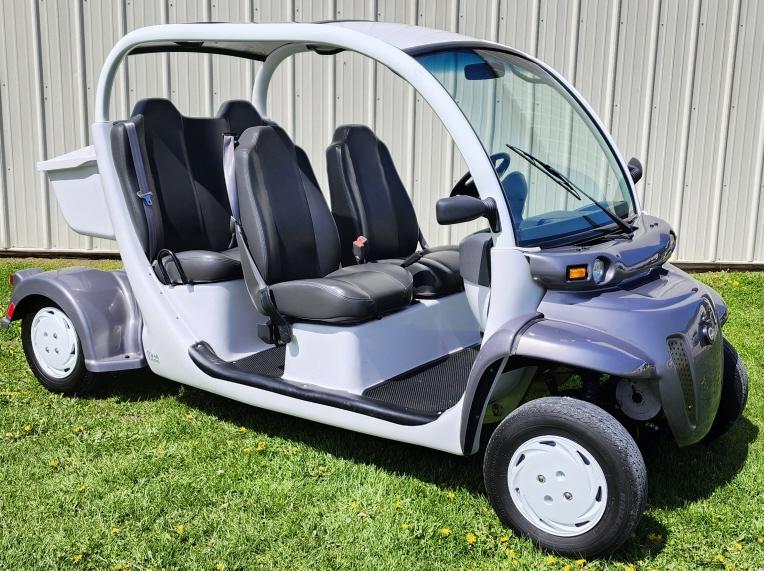 2008 Gem E4 48 Volt Electric 4 Seat Car