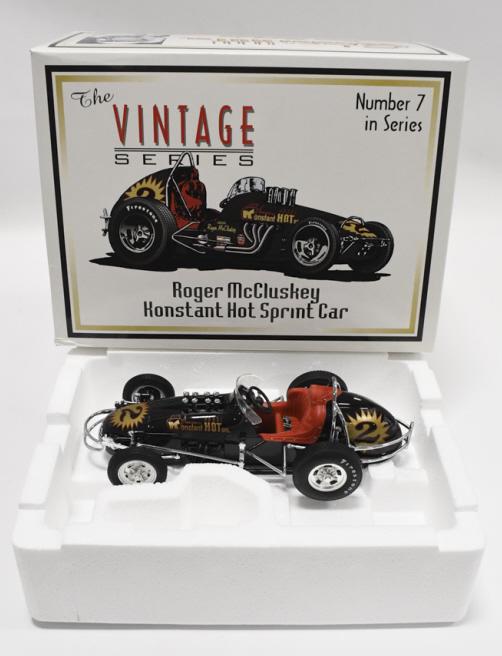 1/18 GMP Roger McCluskey No.2  Sprint Car (1 of 12)