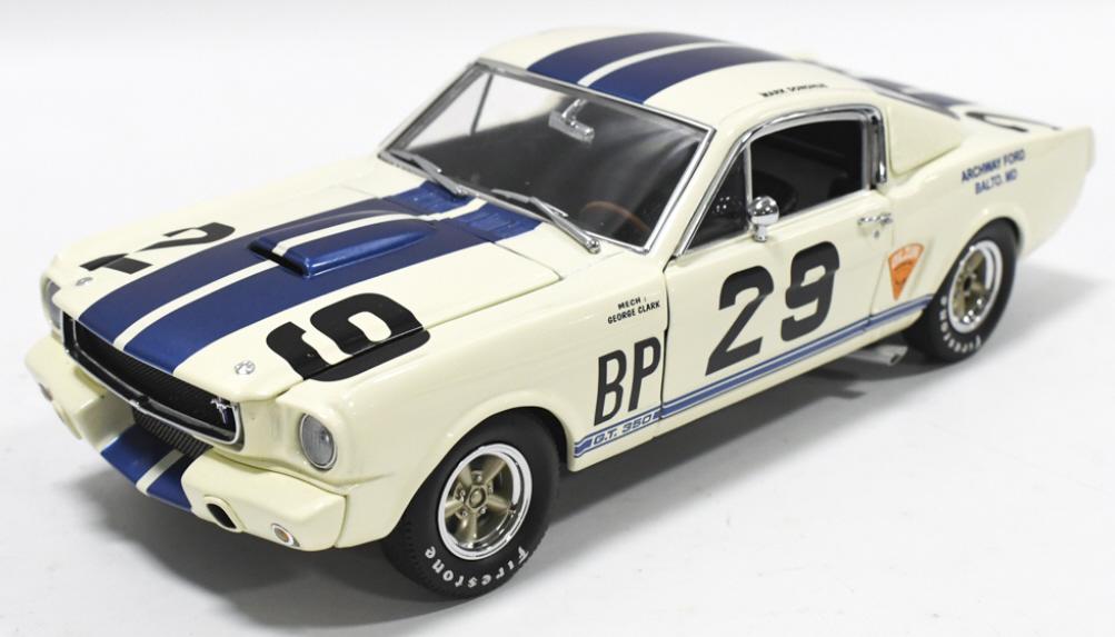 1:18 Die-Cast Mark Donohue's Mustang GT 350 (1 of 5)