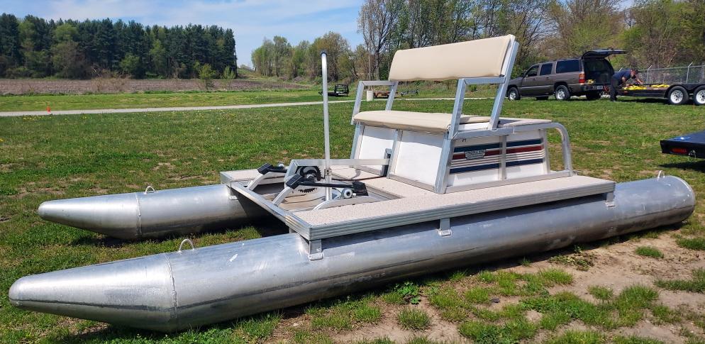 2005 Paddle King 10' Paddle Boat (1 of 17)