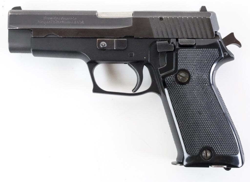 Sig Sauer Browning 45 Auto Semi-Auto Pistol: Sig Sauer System Browning BDA semi automatic pistol in 45 Auto. The Pistol is in very nice used condition and has a 4.2 inch barrel. SN: 395RP5593, FFL transfer is required (171-1)
