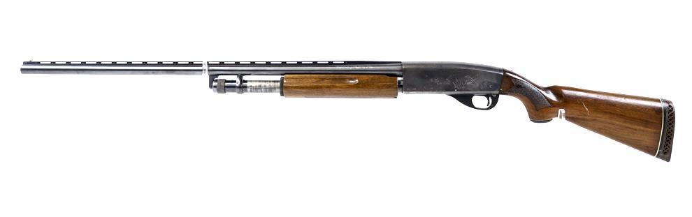 Smith & Wesson Model 916T 12 Ga. Pump Shotgun: Smith & Wesson 916T pump shotgun in 12 gauge. The shotgun is in nice used condition and has a 30" vent rib barrel. SN: 2B1589. FFL required for transfer. (316-1)