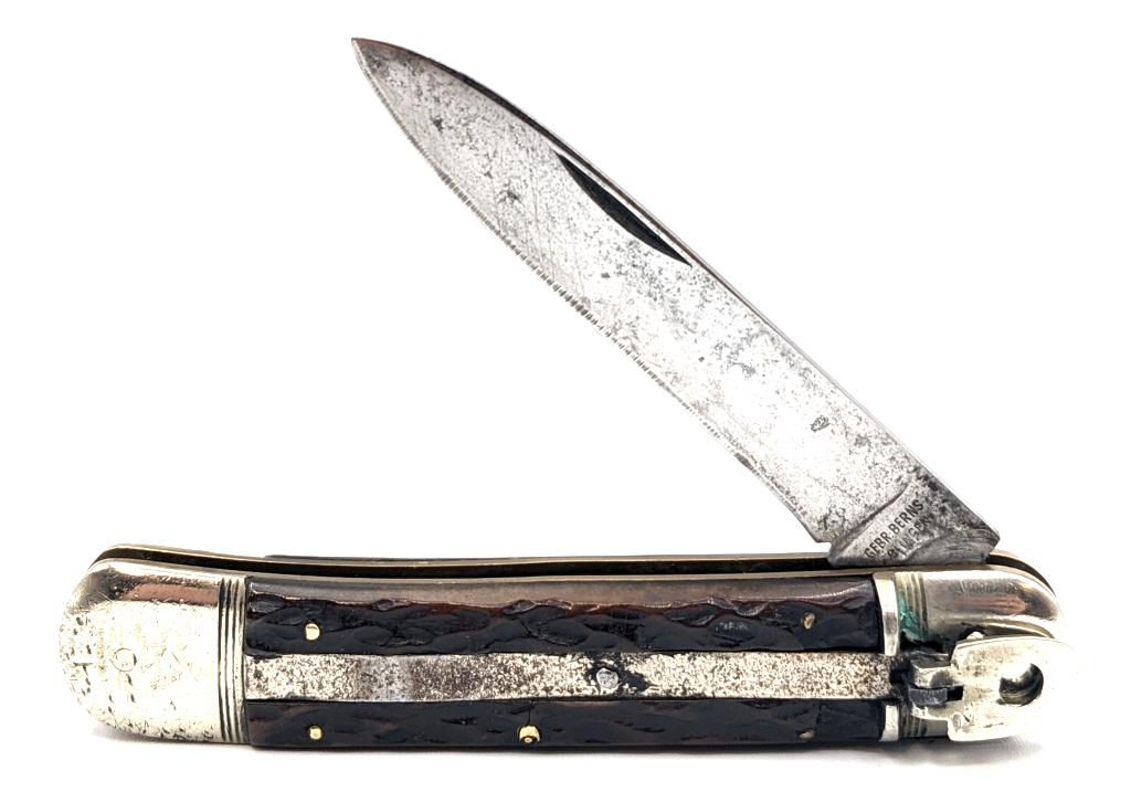 Vtg. Otter Gebr. Berns Lever Lock Switchblade: Vtg. Otter Gebr. Berns Solingen Lever Lock Switchblade. Knife is in well worn condition with scufffs and finish loss on blade, dents and scratches on bolsters, and crack and chip on handle scales. Spr