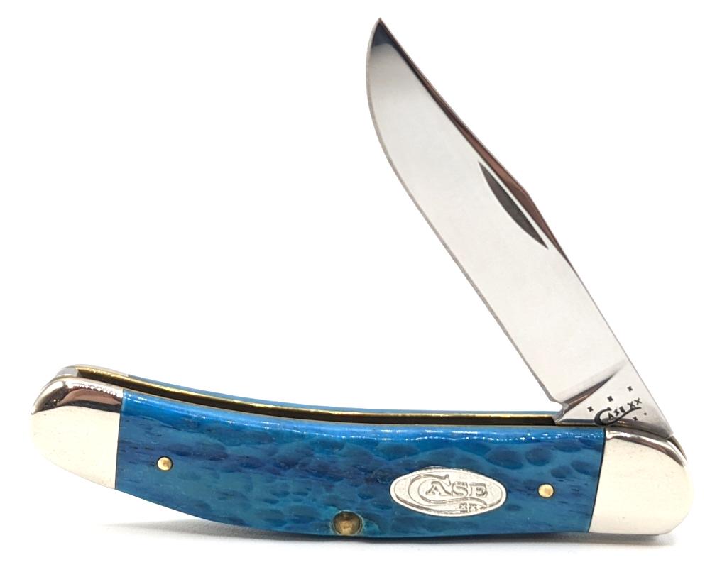 2014 Case XX Tony Bose Pacific Blue Sowbelly: 2014 Case XX Tony Bose Pacific Blue Jig Bone Sowbelly TB6139 . Knife is in like new condition. Blade length of 2-3/4in and overall length of 6-1/2in.