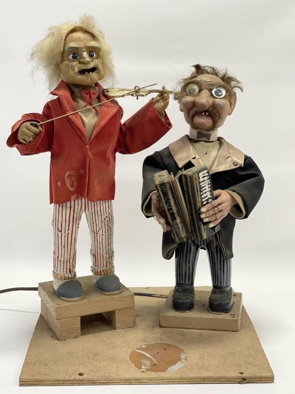 Vtg Folk Art Automaton Motionette Odity Display (1 of 15)