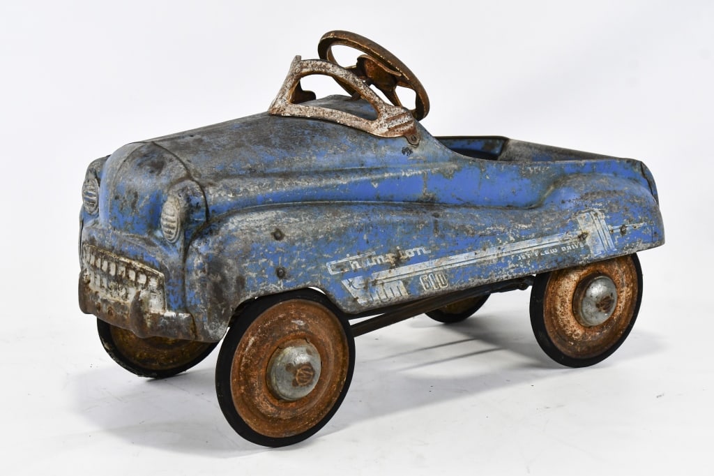 Original Murray Champion #610 Pedal Car (1 of 7)