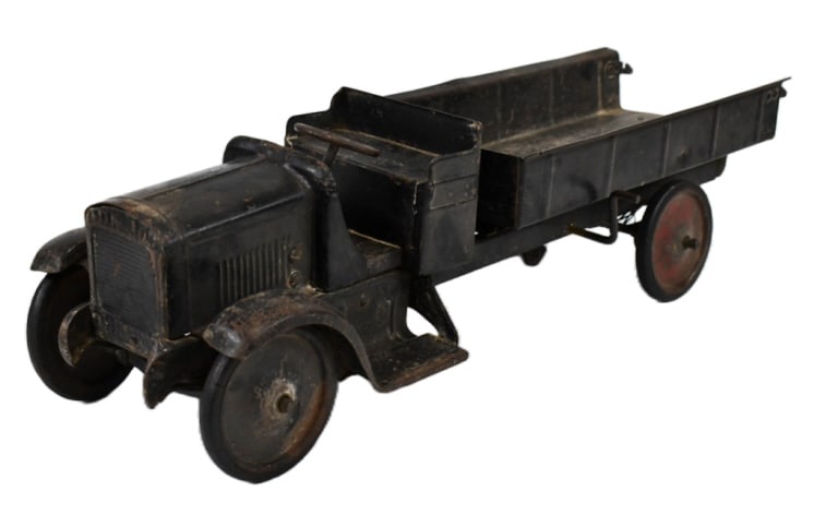 Steelcraft GMC Dump Truck (1 of 8)
