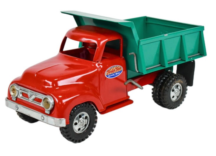 Restored Tonka Round Fender Dump Truck (1 of 8)