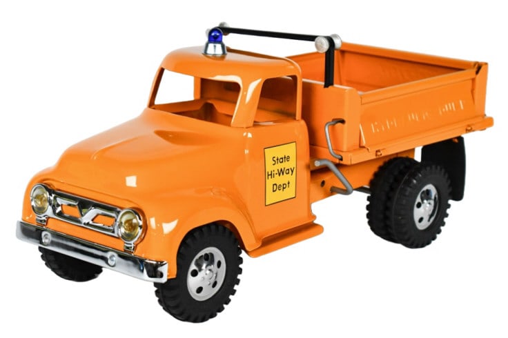 Restored Tonka State Hi-Way Dept Dump Truck (1 of 7)