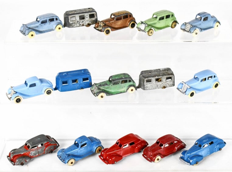 Tootsietoy Chrysler, Ford Sedan, Coupes & Trailers (1 of 12)