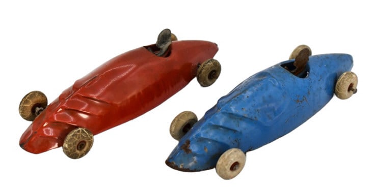 (2) 1930's Rubber Band Powered Streamline Racers (1 of 8)