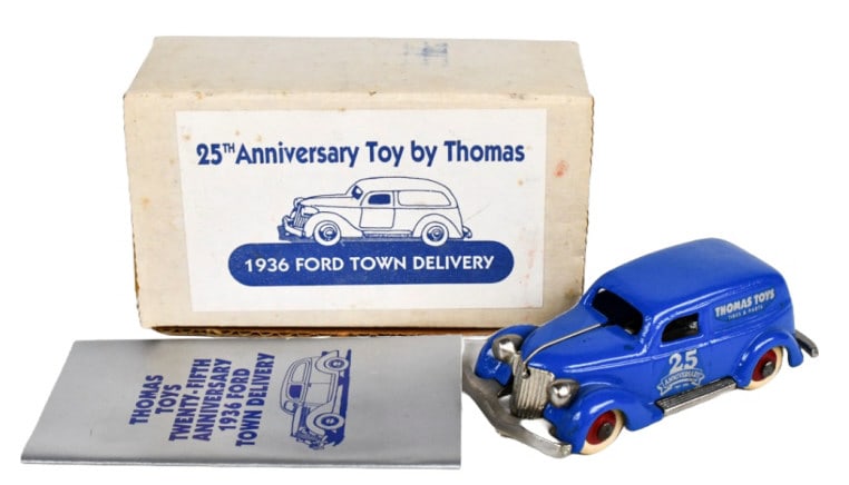 Thomas Toys 1936 Ford Town Delivery Van (1 of 9)