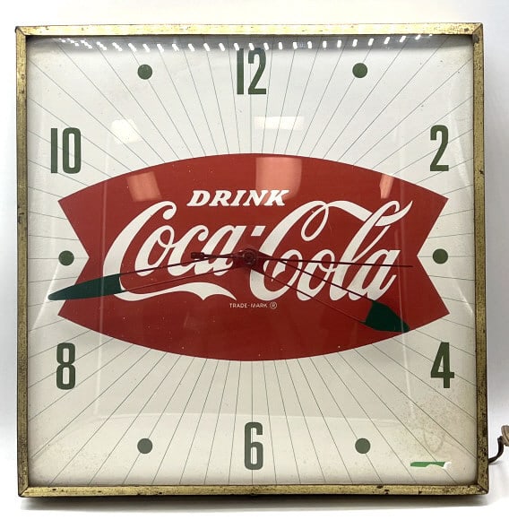 1960's Drinking Coca-Cola Advertisement Clock: 1960's Drinking Coca-Cola Advertisement Wall Clock *in good working condition, Made of Metal frame with glass face with slight rust on metal *measures 15in x 15in