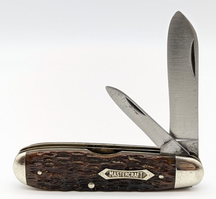 Robeson Shuridge Mastercraft Uneven Jack Knife: Robeson Shuridge Mastercraft Uneven Jack Knife 623658. Knife is in polished condition with some material loss and traces of pitting. Largest blade length of 3in and overall length of 6-3/8in when open