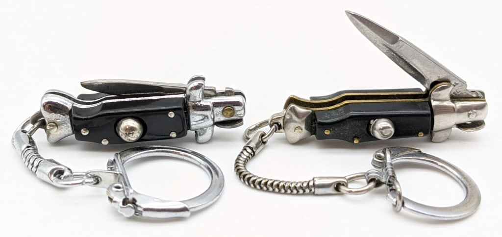 Smooth Black Mini Stiletto Switchblades (1 of 5)