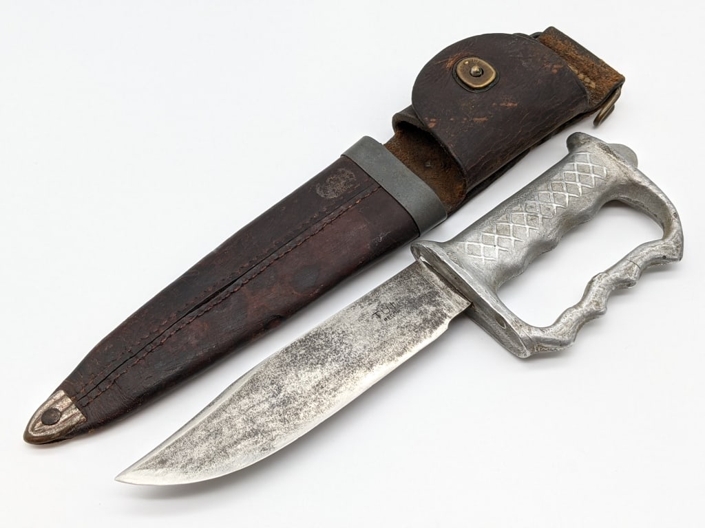 WW2 TUI REGD New Zealand Aluminum Knuckle Knife (1 of 11)