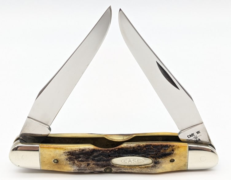 1981 Case XX Genuine Stag Handle Muskrat (1 of 4)