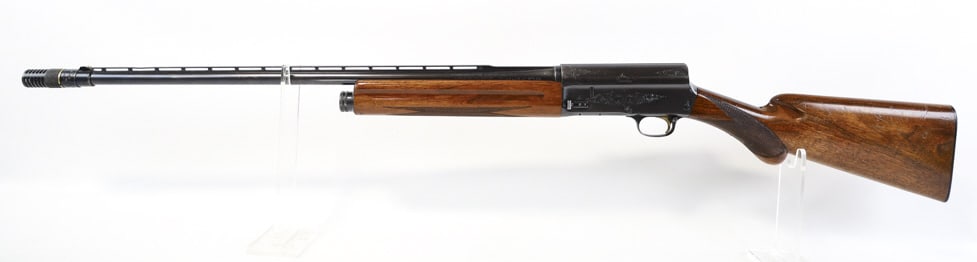 Belgium Browning A5 20 Ga. Semi-Automatic Shotgun: Belgium made Browning A5 semi-automatic shotgun in 20 gauge. The shotgun has a 28" vented barrel including the Poly-Choke, very nice condition bore. The A5 in nice condition with some use wear. SN: 8Z